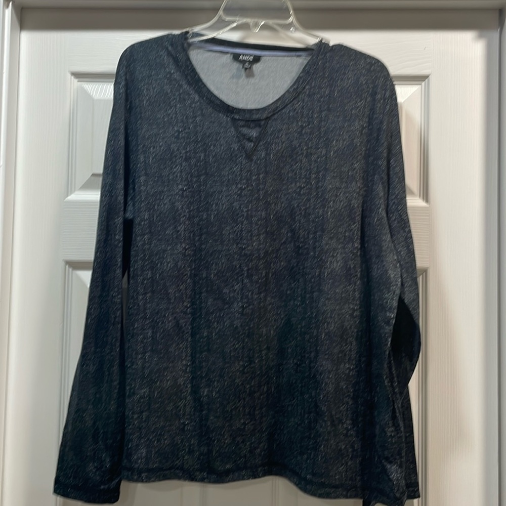 Super soft, long sleeve shirt